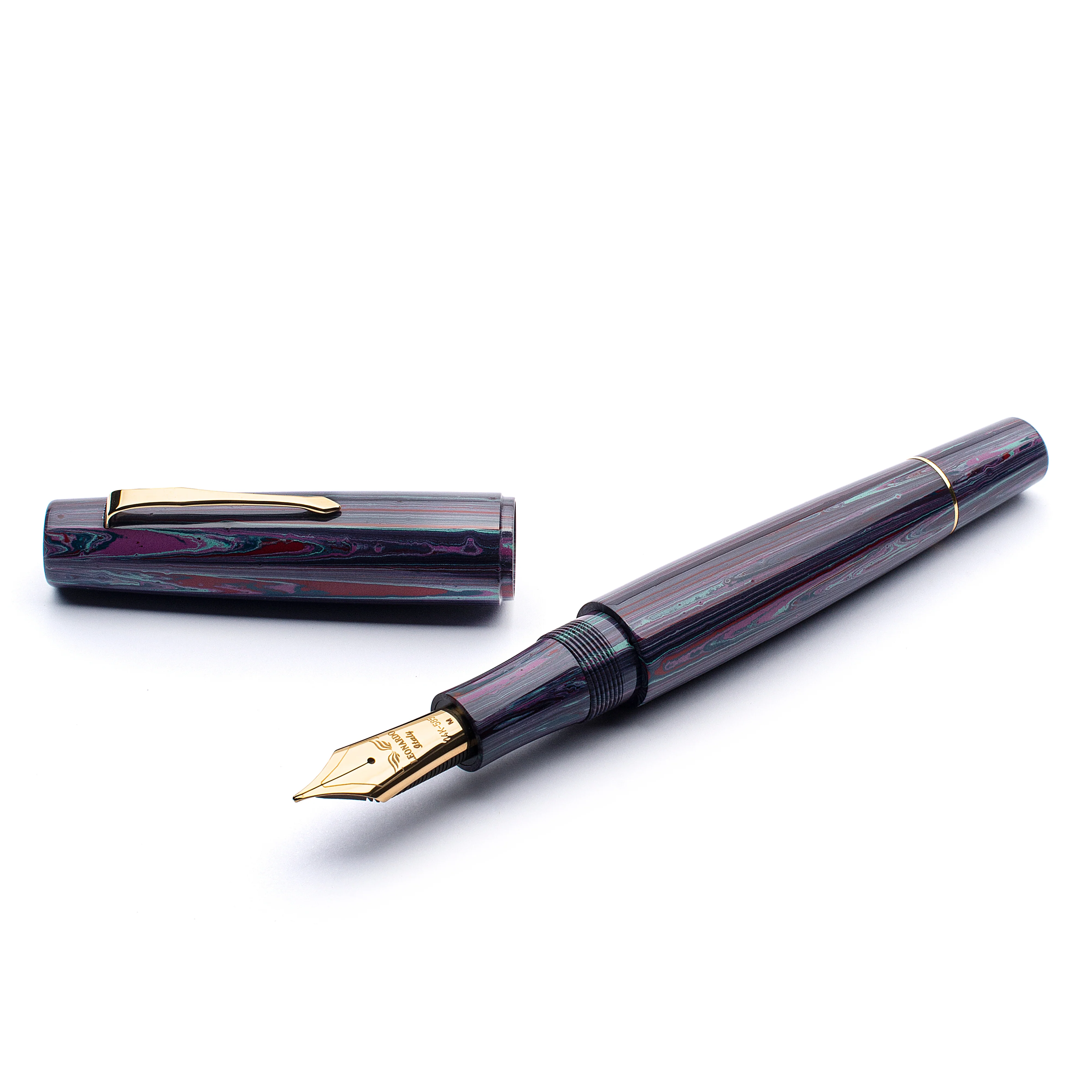 ESSENZA - Etna ebonite - limited edition #8 gold nib SOLD OUT