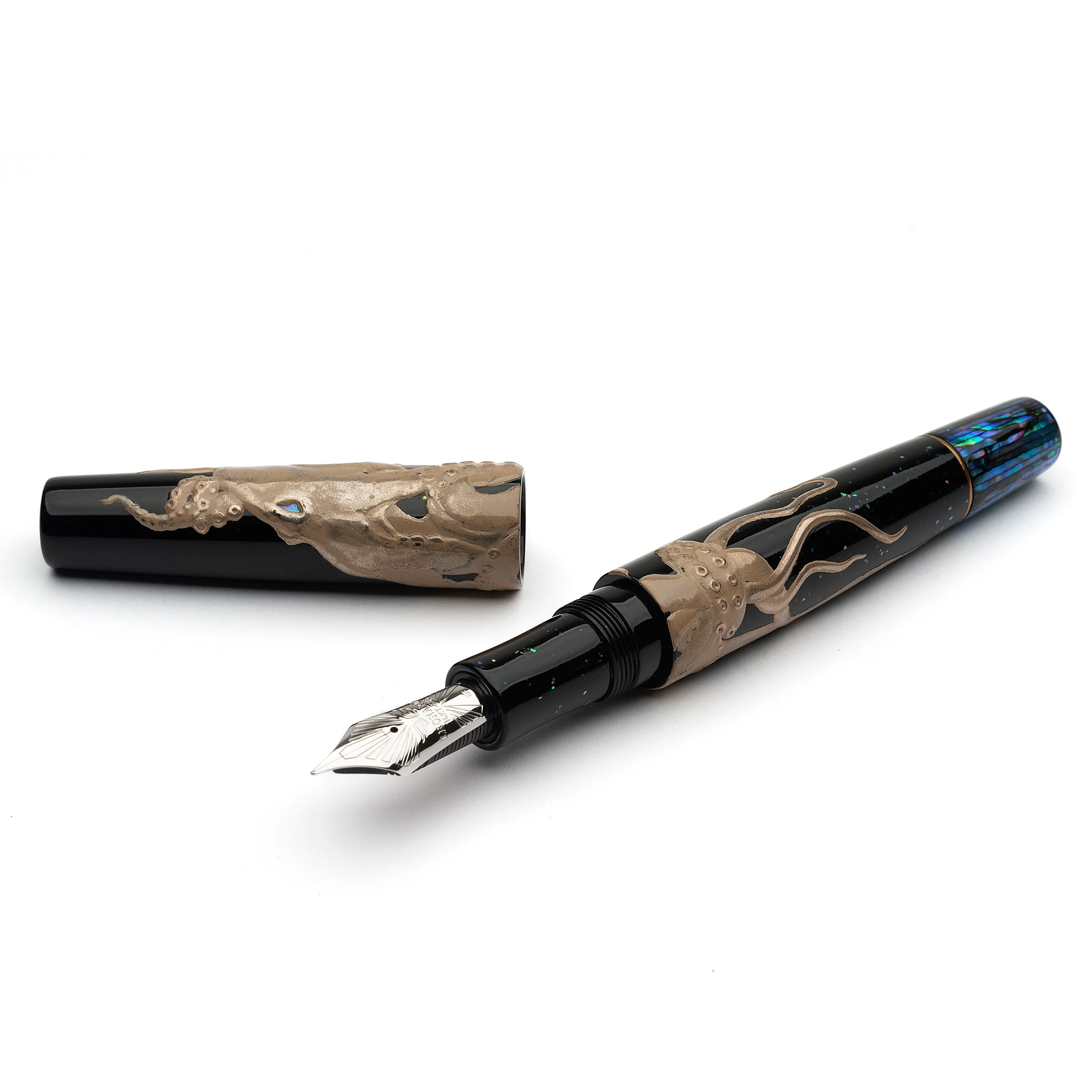 Essenza Octopus mother of pearl Maki-e and Raden - #8 Gold nib SOLD OUT