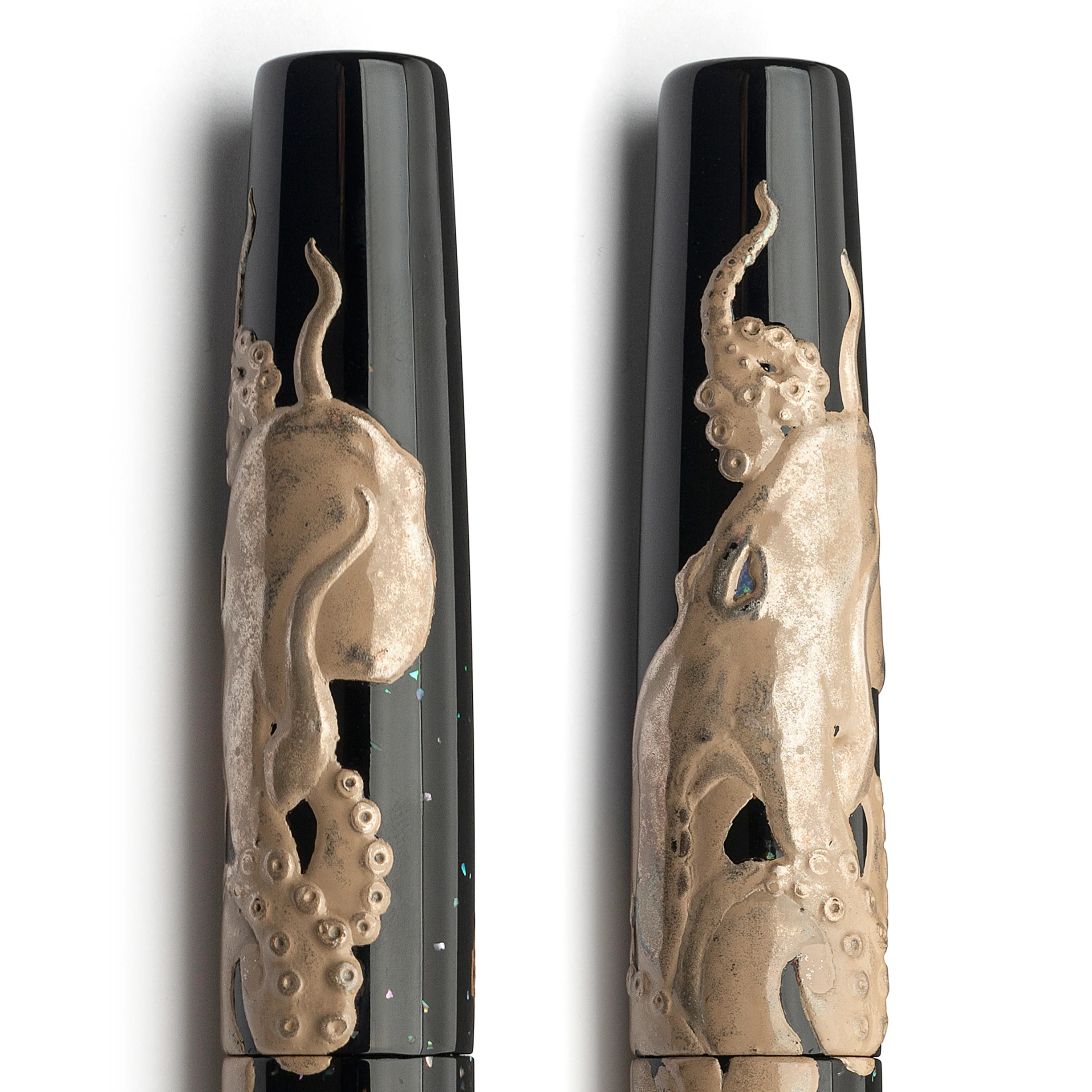 Essenza Octopus mother of pearl Maki-e and Raden - #8 Gold nib SOLD OUT - Image 3