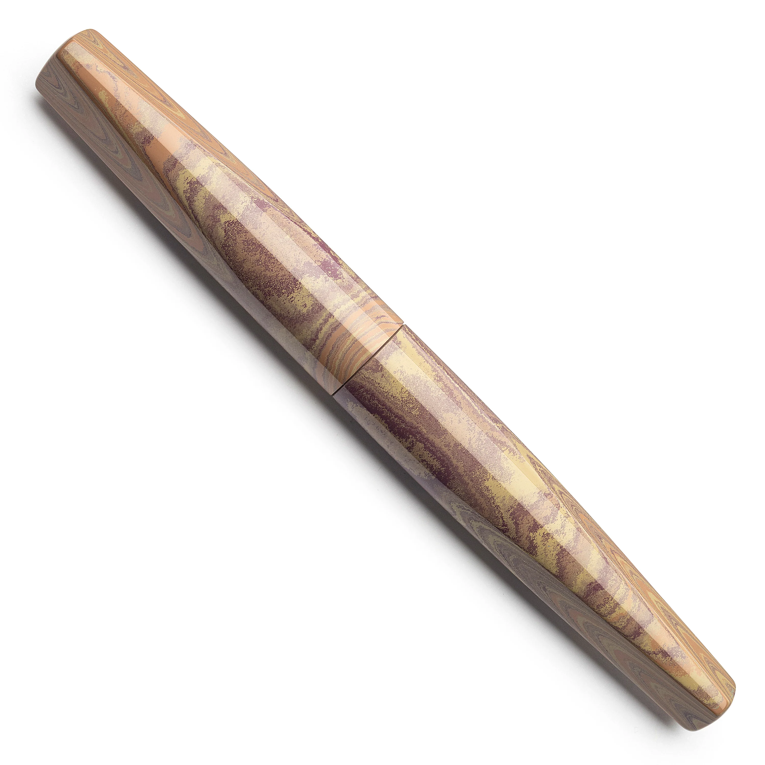 Essenza poliedrica Ebonite Candy - Image 2