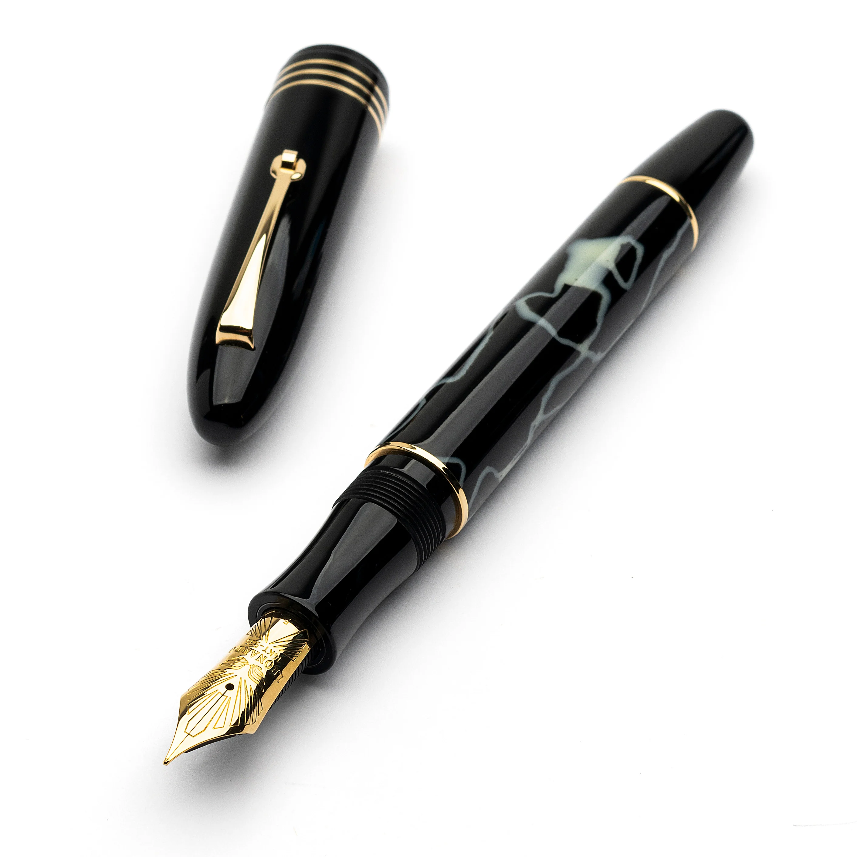 Gran riserva Ogiva grande Wild celluloid - #8 gold nib