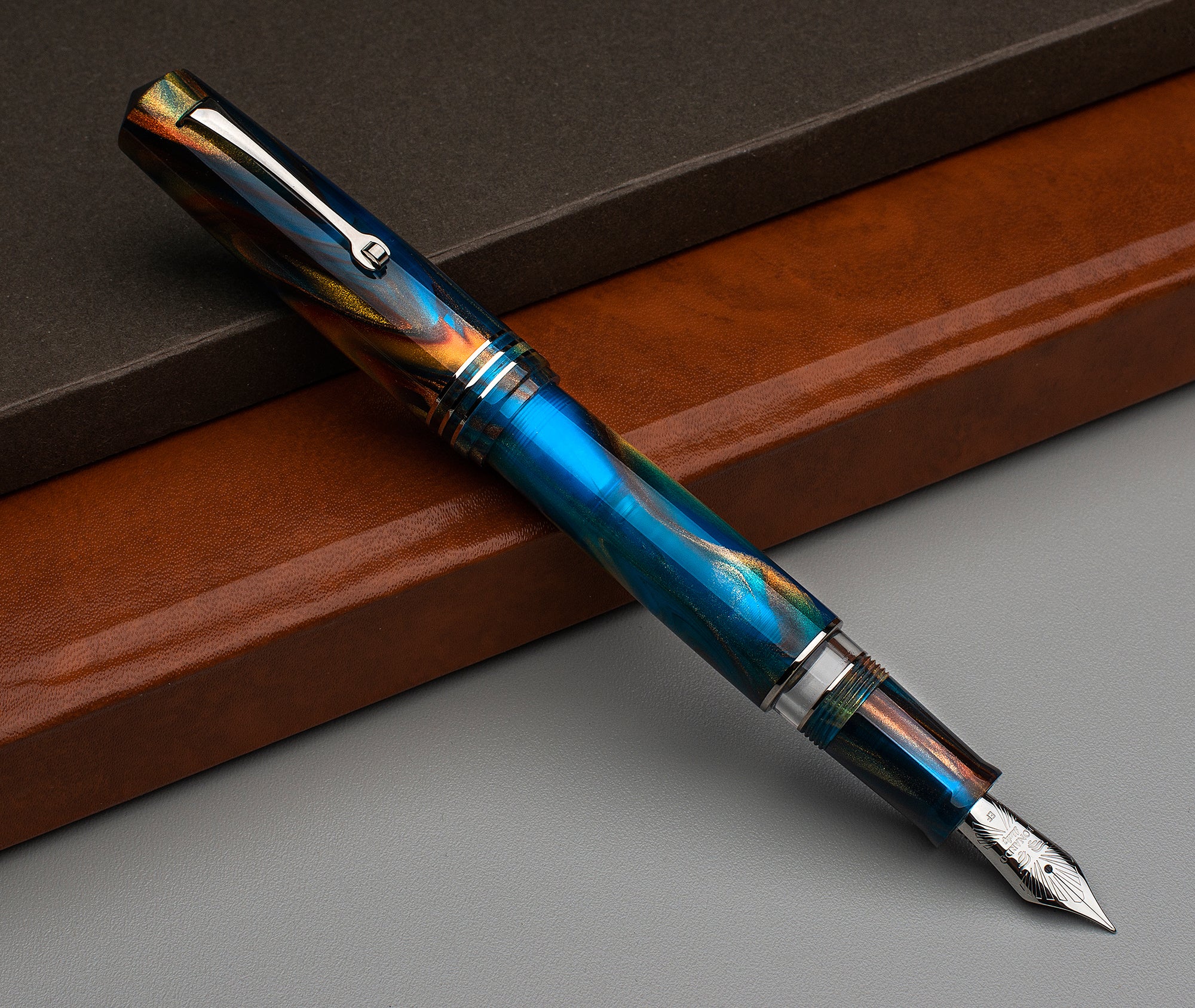 MZG 2.0 Stardust (gold nib) - Image 3